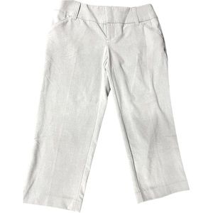 Daisy Fuentes women’s light grey capri dress pants size 4